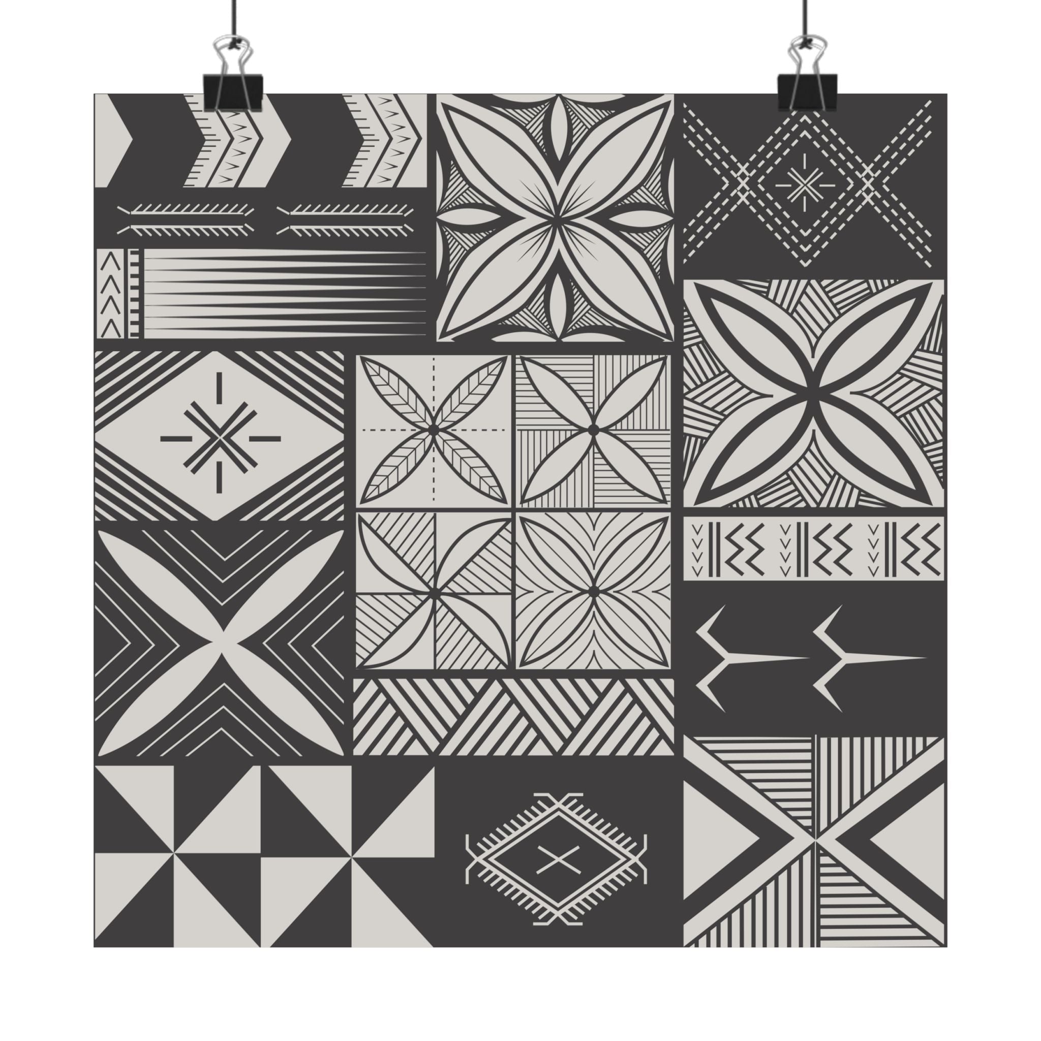 Maluelue (Black & Grey) Poster