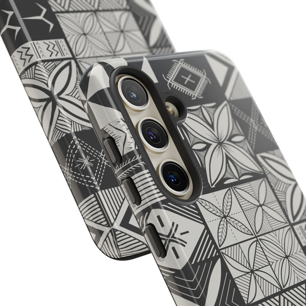 Maluelue (Black & Grey) Phone Case