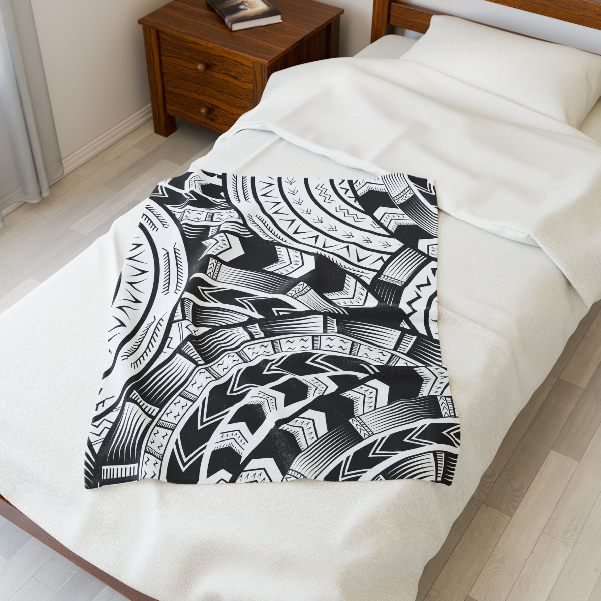 Black and White Tatau Velveteen Plush Blanket