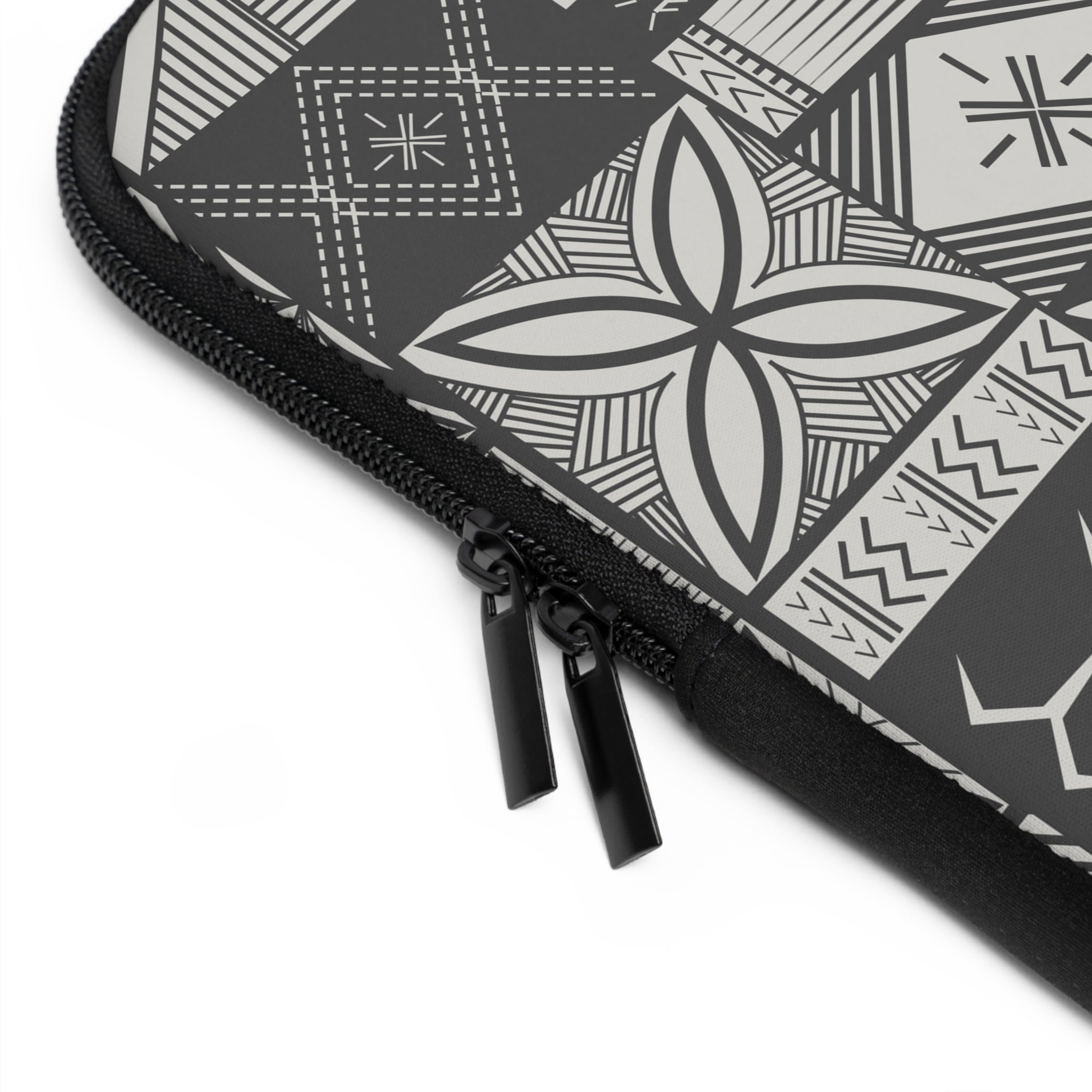 Maluelue (Black & Grey) Laptop Sleeve