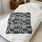 Maluelue (Black & Grey) Velveteen Plush Blanket