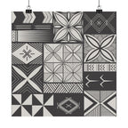 Maluelue (Black & Grey) Poster