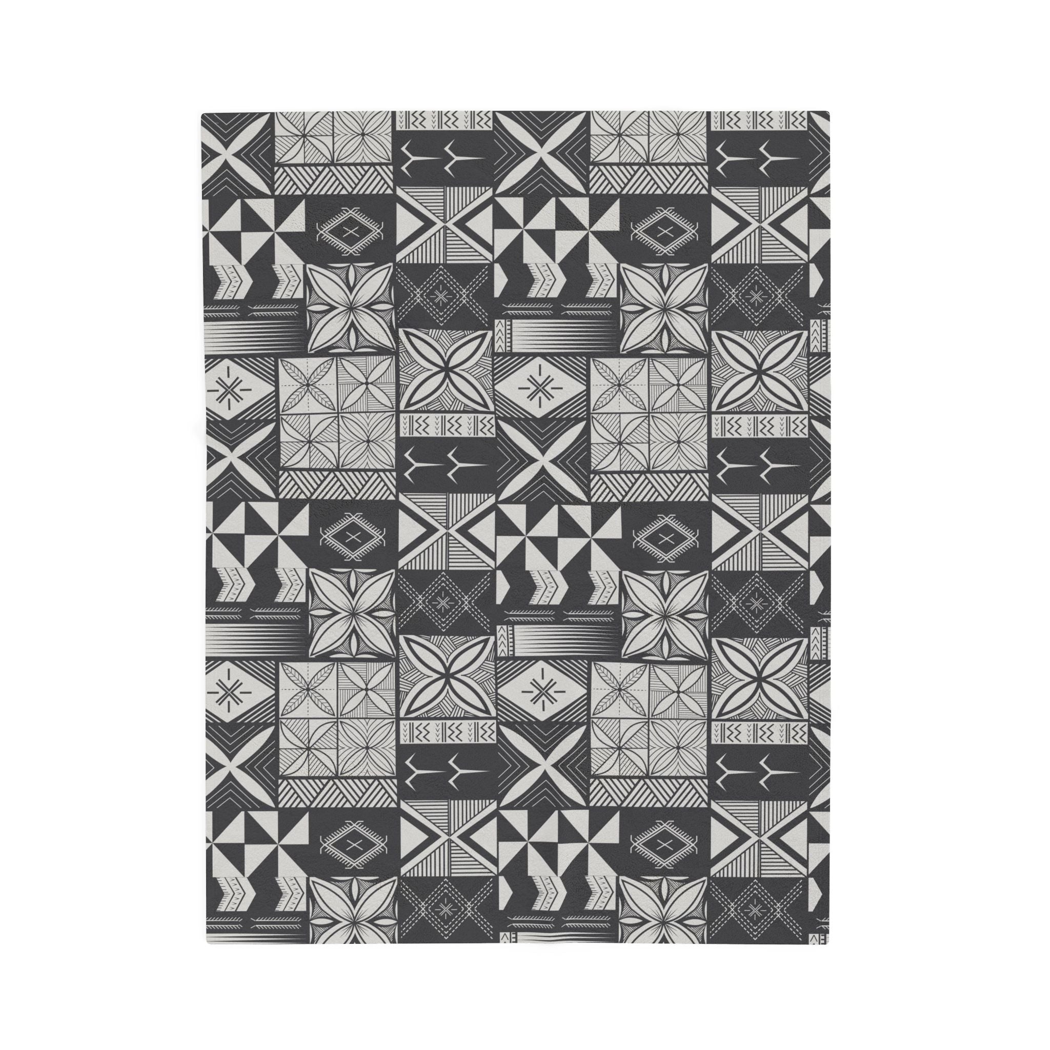 Maluelue (Black & Grey) Velveteen Plush Blanket