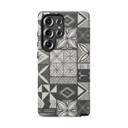 Maluelue (Black & Grey) Phone Case