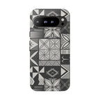 Maluelue (Black & Grey) Phone Case