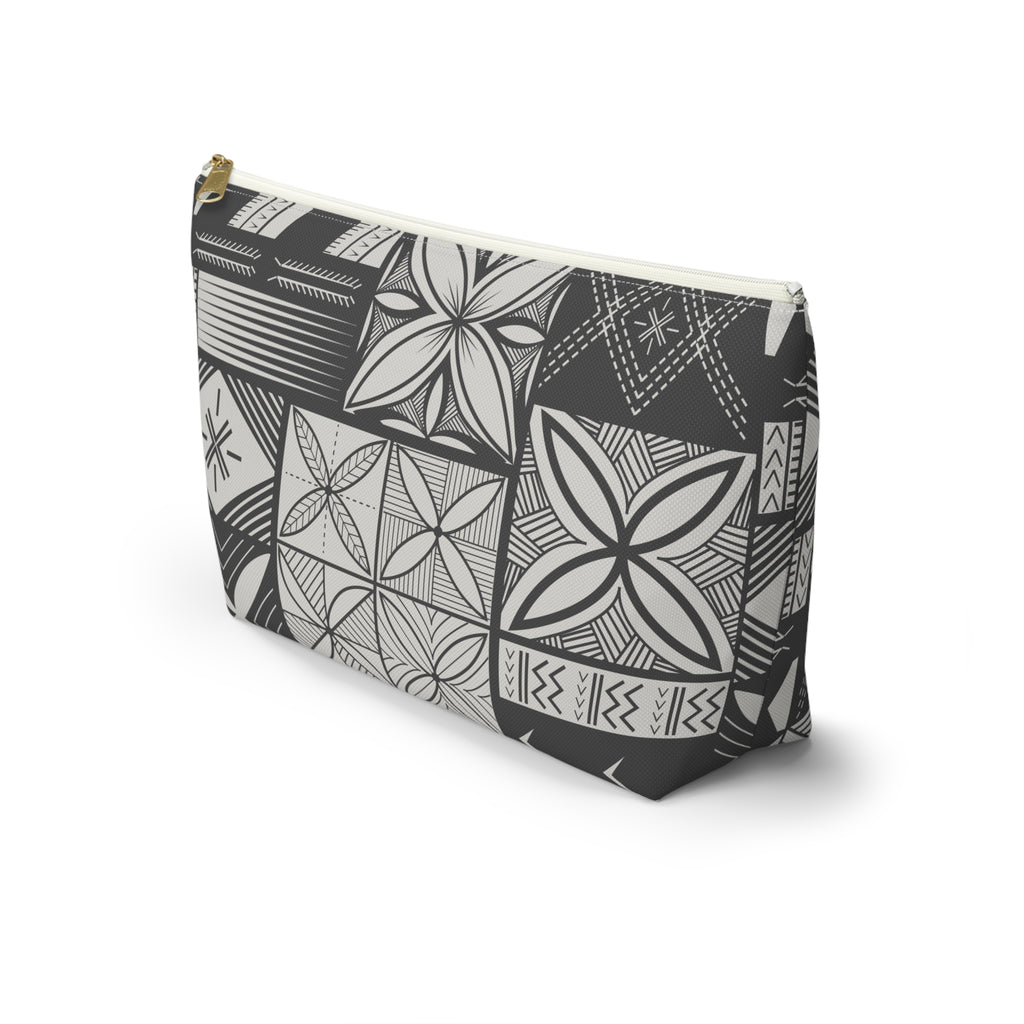 Maluelue (Black & Grey) Clutch