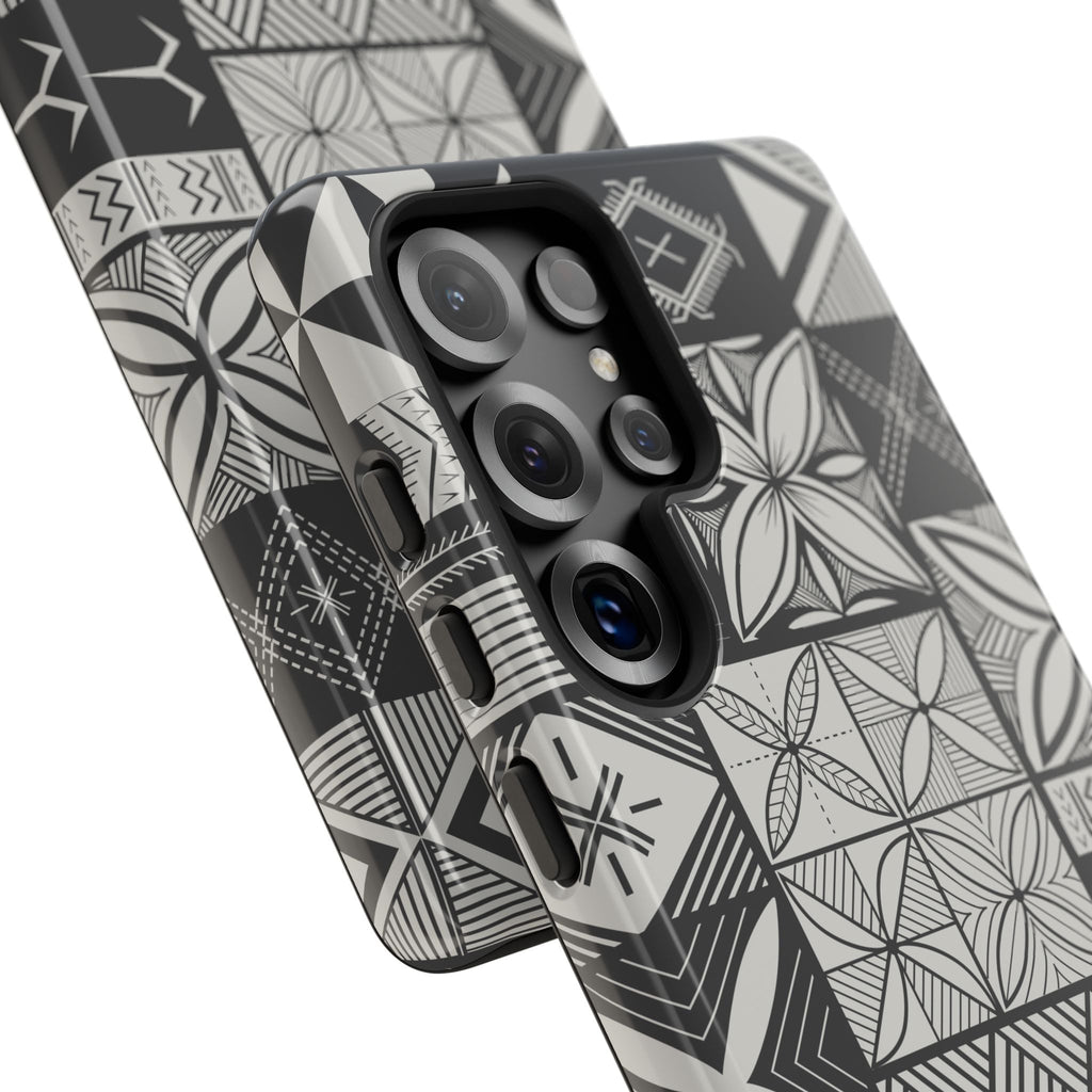 Maluelue (Black & Grey) Phone Case