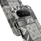 Maluelue (Black & Grey) Phone Case