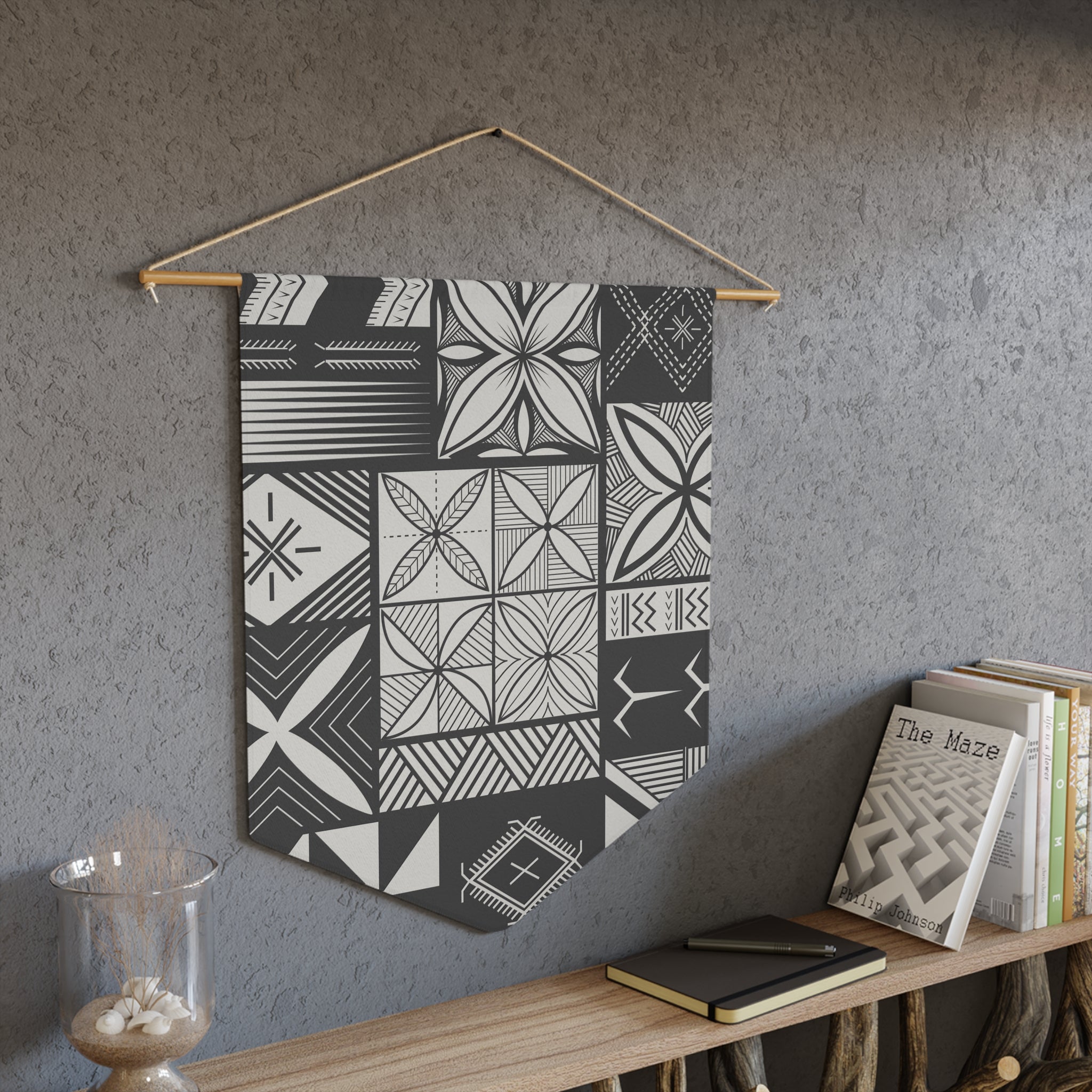 Maluelue (Black & Grey) Pennant Banner