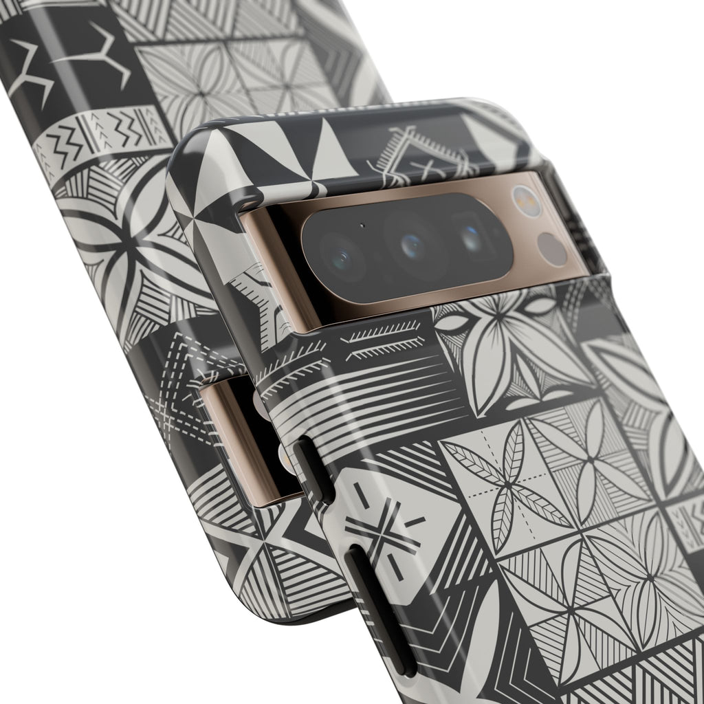 Maluelue (Black & Grey) Phone Case