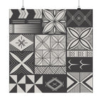 Maluelue (Black & Grey) Poster