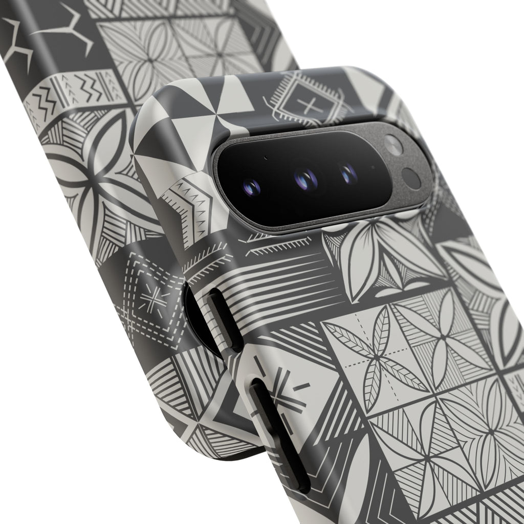 Maluelue (Black & Grey) Phone Case