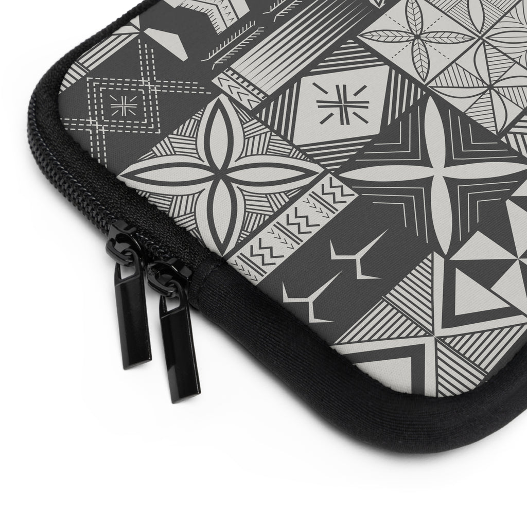 Maluelue (Black & Grey) Laptop Sleeve